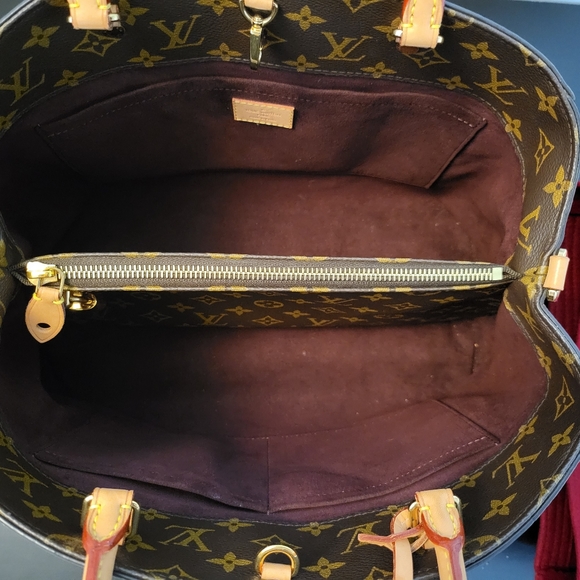 *SOLD*LV MONTAIGNE GM - Picture 11 of 15